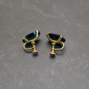 Vintage Screw On Earrings 0.75" Large Dark Green Faceted Oval thumbnail 5