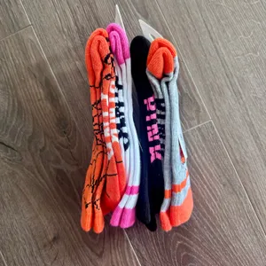 VS PINK 2025 Halloween Crew Socks Embroidered Glow in Dark Spooky 4 Pairs NEW thumbnail 4