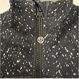 Lululemon define jacket, black and pink, size 4 thumbnail 2