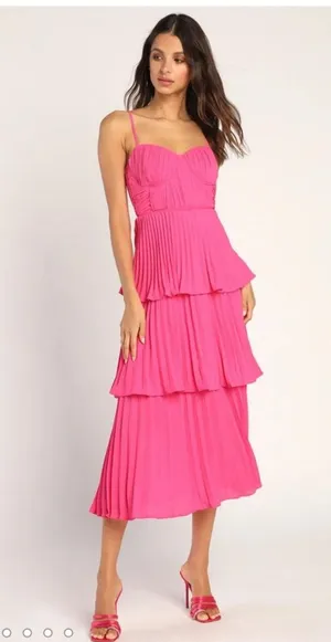 Pink tiered midi dress thumbnail 1
