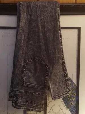 H&M Divided Acid Washed Jeans thumbnail 1