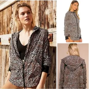 Free People Run Wild Hooded Jacket in‎ Leopard Sz Small thumbnail 3