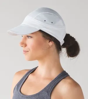 Lululemon Race To Place Run Hat White Lightweight Running Gym Workout‎ Sporty thumbnail 1