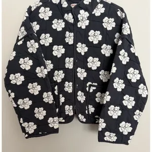 Free People Chloe Floral Quilted Jacket Night Blooms Women's Size Small thumbnail 5