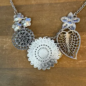 Premier Designs silver tone botanical floral statement necklace thumbnail 6