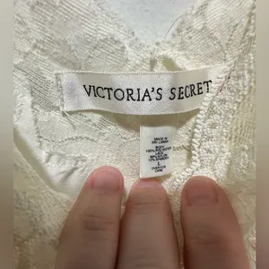 Vintage Victoria’s Secret White lace and satin slip dress wedding bridal size L thumbnail 3