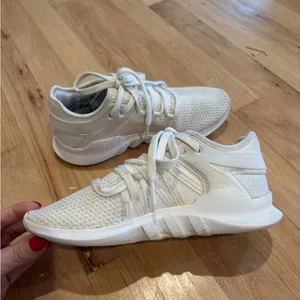 Adidas Women’s Sneakers thumbnail 5