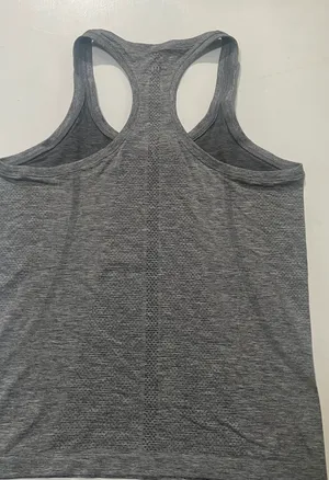 Lululemon tank thumbnail 4