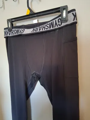 Gymshark workout exercise leggings with deep pockets in black size large. thumbnail 2