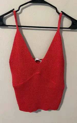 New Zara V- Neck Red Knit Cami Tank Top, Size Medium thumbnail 1