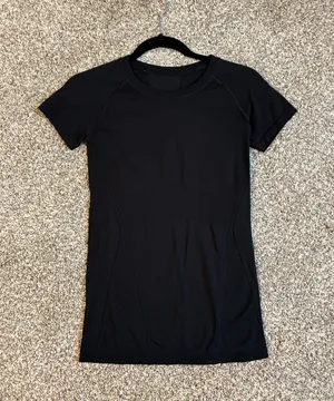 Athleta Black Momentum Tee thumbnail 1