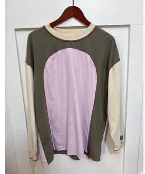BDG Colby Seamed Colorblock Relaxed 90's Retro Relaxed Long Sleeve Tee, L thumbnail 1