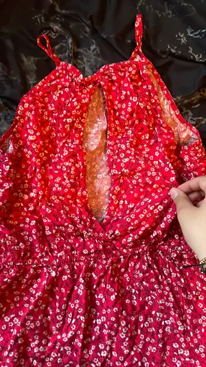 Old Navy Romper Floral Red thumbnail 4