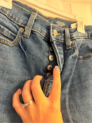 Old Navy Extra High Rise Sky-Hi Straight Jeans Size: 2 thumbnail 3