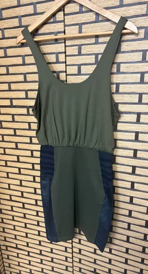 Alice‎ & Olivia Olive And Black Dress Size 2 thumbnail 1