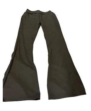 NWOT Black High-Waisted Flare Yoga Pants / Flared Leggings - Size S thumbnail 1