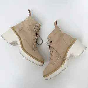 Sorel Hi-Line Heel Boots thumbnail 5