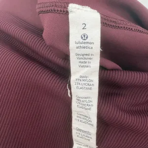 Lululemon leggings size 2 thumbnail 3
