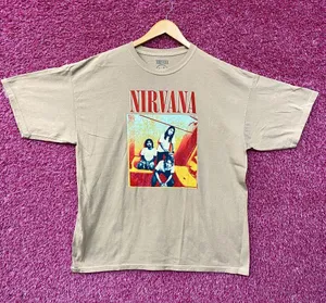 Nirvana Band Portrait Graphic T-Shirt XXL thumbnail 1
