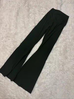 Aerie green crossover flare leggings thumbnail 1