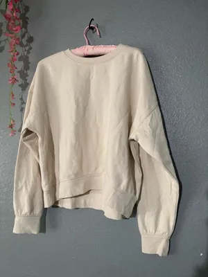 Universal Thread Cream Boxy Crewneck Sweater thumbnail 2