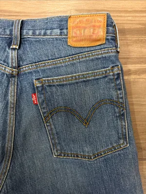 Levi’s Wedgie Icon Jeans 29 White Oak Cone Denim Classic Tint $80 thumbnail 5