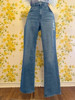 Levi's 725 high rise Women's bootcut Jeans size 29 thumbnail 4