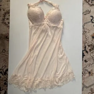 Envy Lace Trim Chemise Nightgown – Size Small thumbnail 3