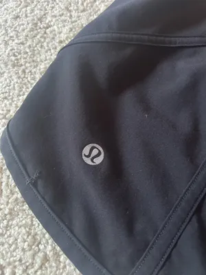 Lululemon Shorts High-Rise 3" thumbnail 3