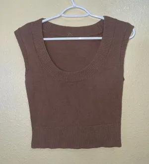 ALO Snuggle Up Sweater Short Sleeve color Mushroom (Best for Size S) thumbnail 1