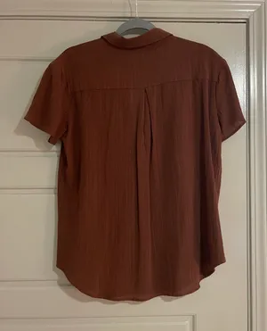 Button Up thumbnail 2