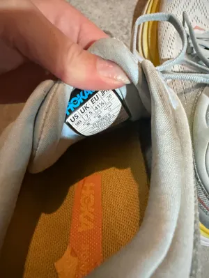 Hoka shoes thumbnail 3
