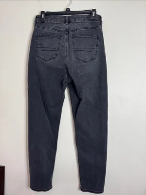American Eagle Outfitters Washed Black High-Rise Stretch Curvy Mom Jean size 4 thumbnail 2
