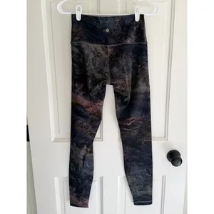 Lululemon‎ Wunder Under Hi-Rise Tight *Full-On Luxtreme 28" Size 4 thumbnail 3