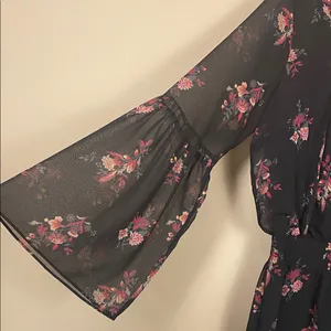 White House Black Market Women’s Boho Floral Print Flared Long Sleeve Dress thumbnail 4