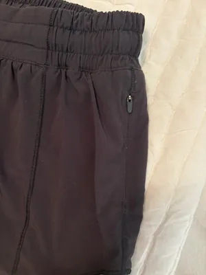 Lululemon Hot Hot Shorts thumbnail 3