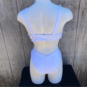 White Two Piece Padded Triangle Knot Front Top Bikini Set Size Medium thumbnail 2