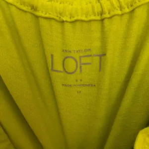 Loft Womens Elastic Sleeve Blouse Sz M thumbnail 4