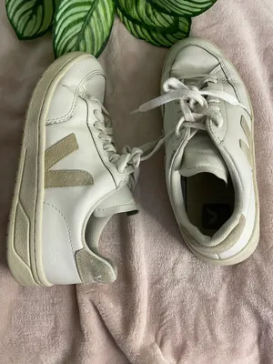 VEJA - Sneakers Shoes Women’s Size 6 thumbnail 4