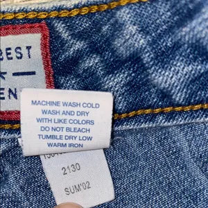 Vintage Y2K Old Navy Jean Shorts Mid-Rise Size 6 thumbnail 4