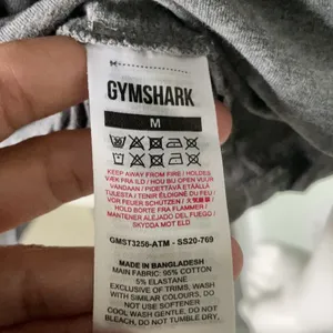 Gymshark gray short sleeve tee shirt thumbnail 5
