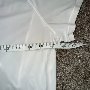 Lululemon Short Sleeve Athletic Top Womens Small White Excellent Mesh‎ Back Tee thumbnail 2