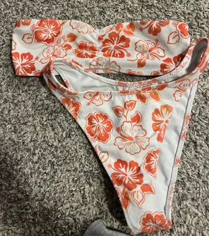 LA Hearts Pacsun Bandeau Bikini Set thumbnail 1