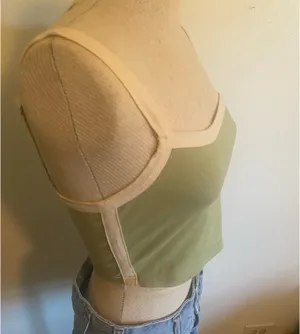Green crop top thumbnail 2