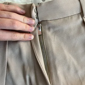 NEW Aritzia Babaton Marmont Trouser Pants Hummus Beige High Waist Wide Leg Sz 0 thumbnail 3