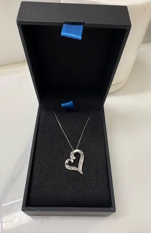 Heart Silver Necklace w/small diamonds thumbnail 1