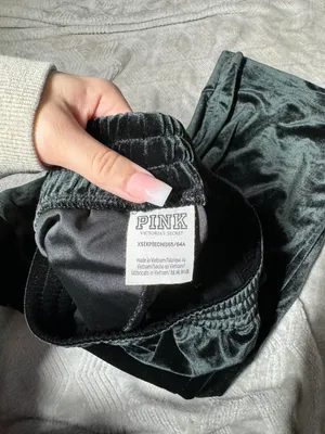 PINK Victoria’s Secret Tracksuit thumbnail 4