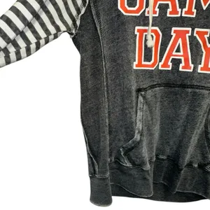MV Sport Game Day Hoodie Medium Gray Striped Sleeve Pullover Graphic Sweatshirt‎ thumbnail 2
