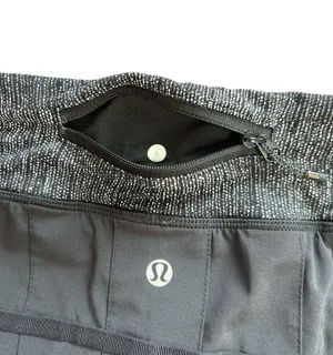 LuluLemon Black Pleated Athletica Skirt Skort size 6 thumbnail 4
