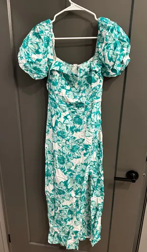 ThatsSoFetch Floral Midi Dress thumbnail 1